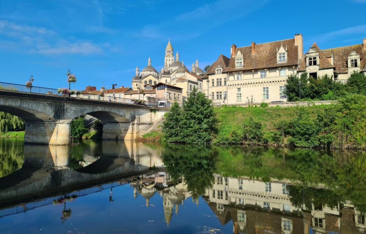 Appartamento Le Loft Du Centre Historique Périgueux Esterno foto